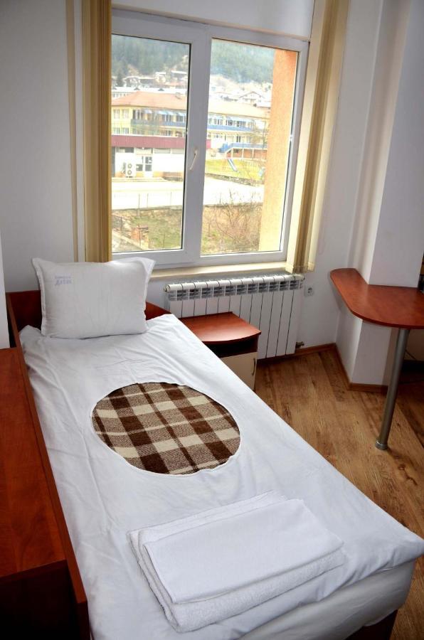 Family Hotel Daisy Borino Zewnętrze zdjęcie