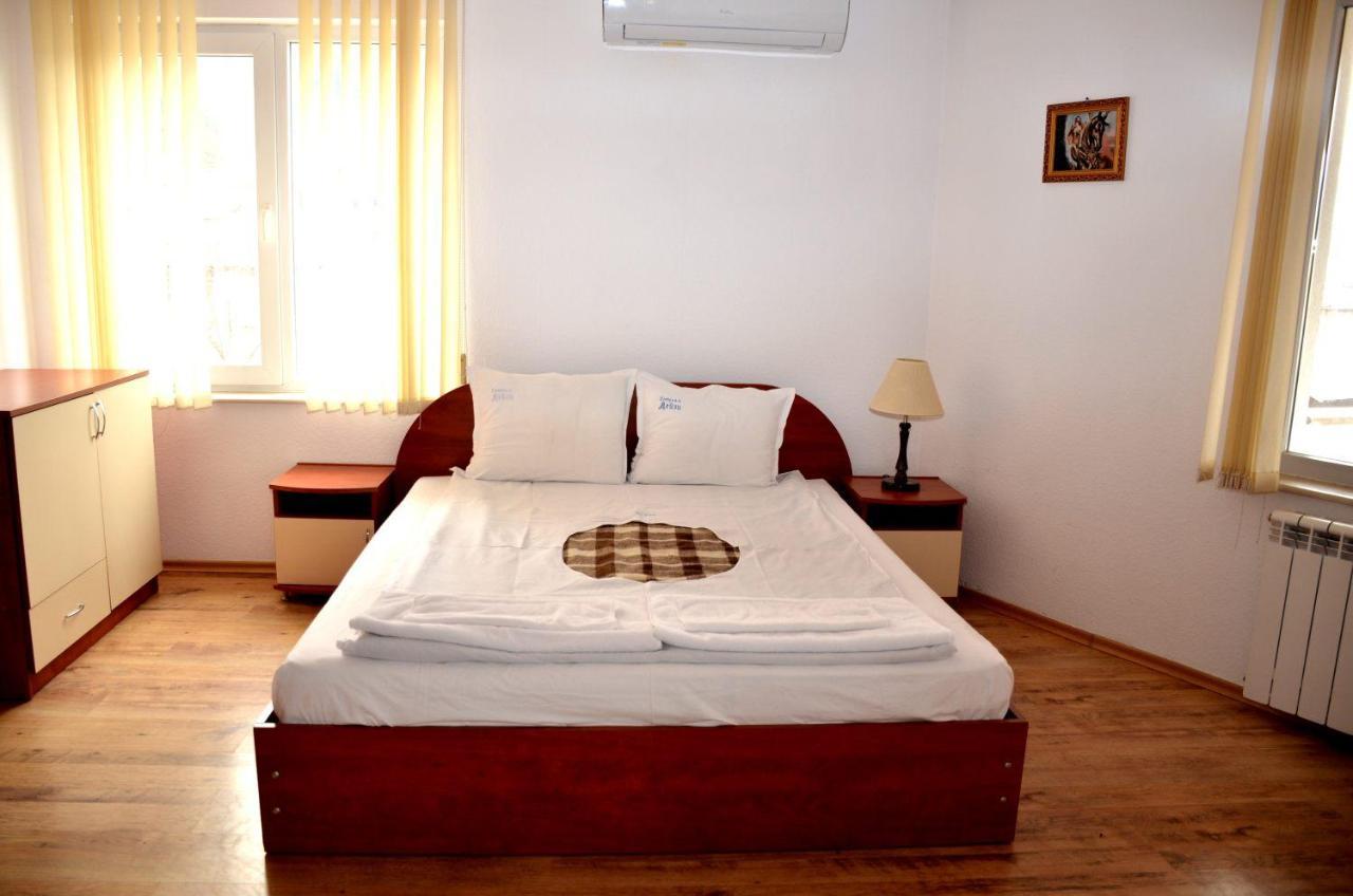Family Hotel Daisy Borino Zewnętrze zdjęcie