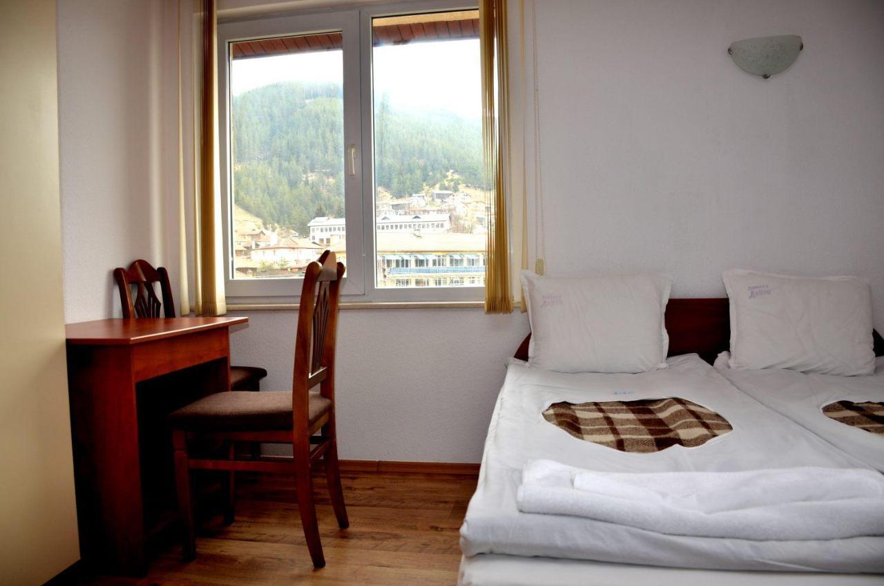 Family Hotel Daisy Borino Zewnętrze zdjęcie