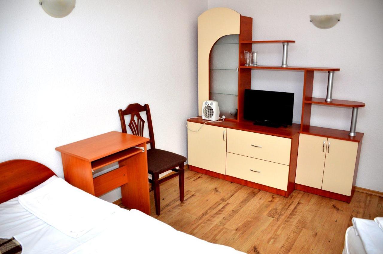 Family Hotel Daisy Borino Zewnętrze zdjęcie