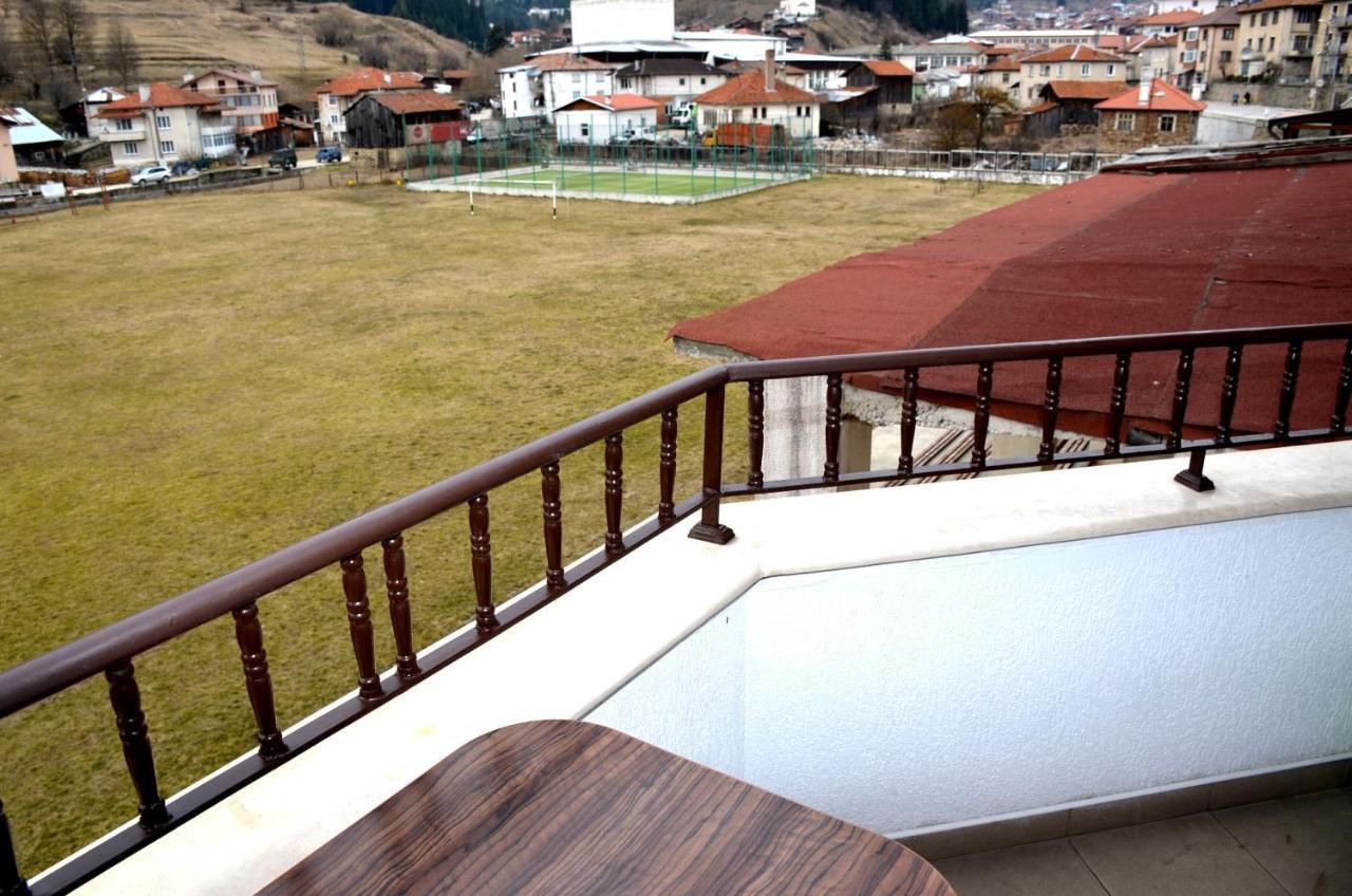 Family Hotel Daisy Borino Zewnętrze zdjęcie