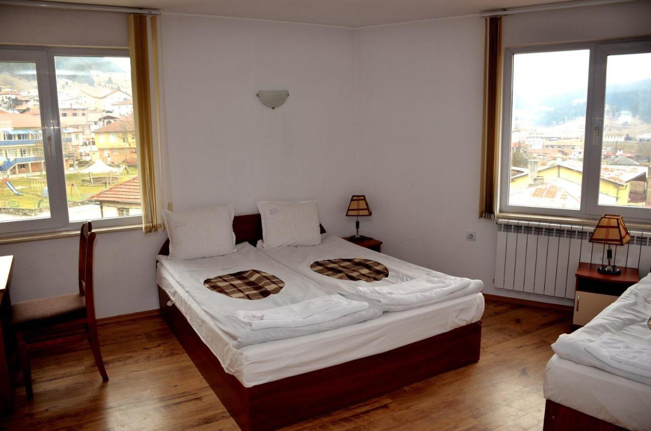 Family Hotel Daisy Borino Zewnętrze zdjęcie